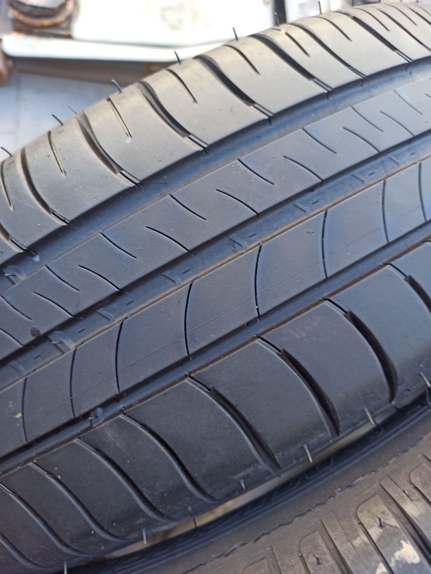 Летняя резина ПАРА 185/60 R15 Michelin Energy