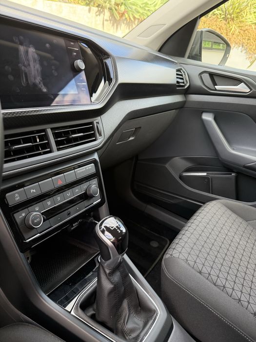 Volkswagen T-Cross 1.0 TSI com plano de manutencao ate 2026