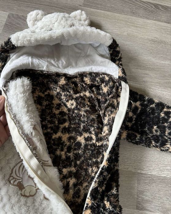 Kombinezon dziecięcy w panterkę 0-4 miesiące