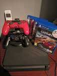 PlayStation 4 em excelente estado
