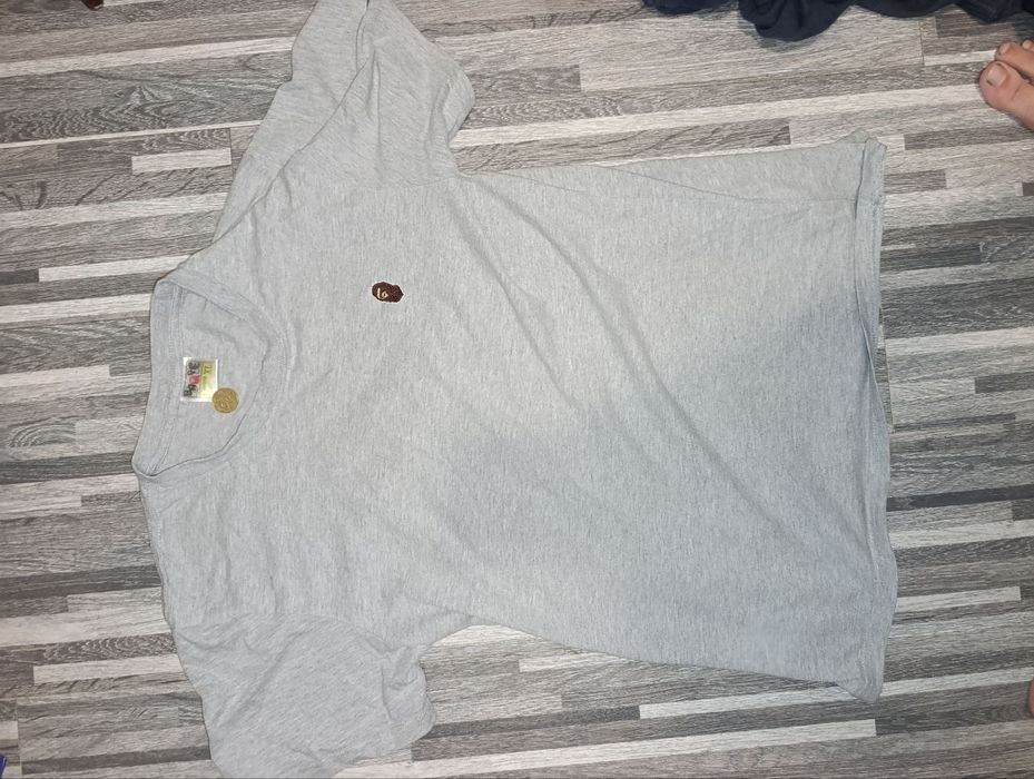 Фудболка Bepe у сірому кольорі