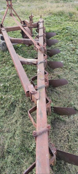 Плуг ПЛН 8 Плуг 8 Плуг ПНБ 8 Плуг ПЛН -8-40 под Трактор Кировец К-700