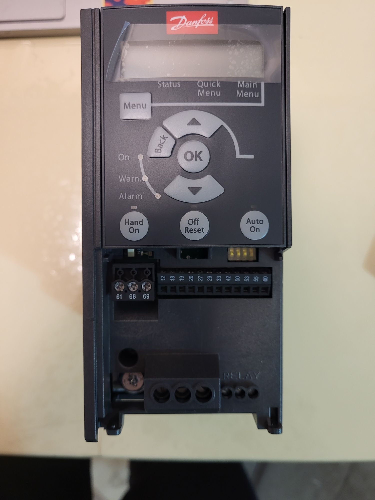 Перетворювач частоти Danfoss VLT Micro Drive FC51 2,2квт 1ф