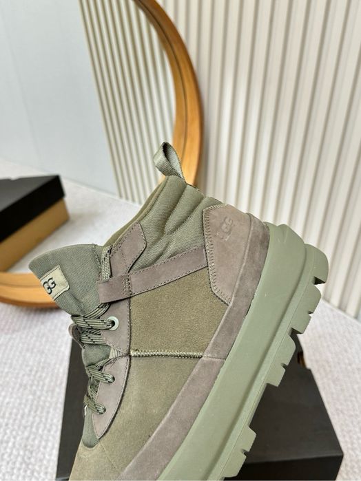 Зимові кросівки ugg з  хутром ботинки угг уггі кроссовки зимние