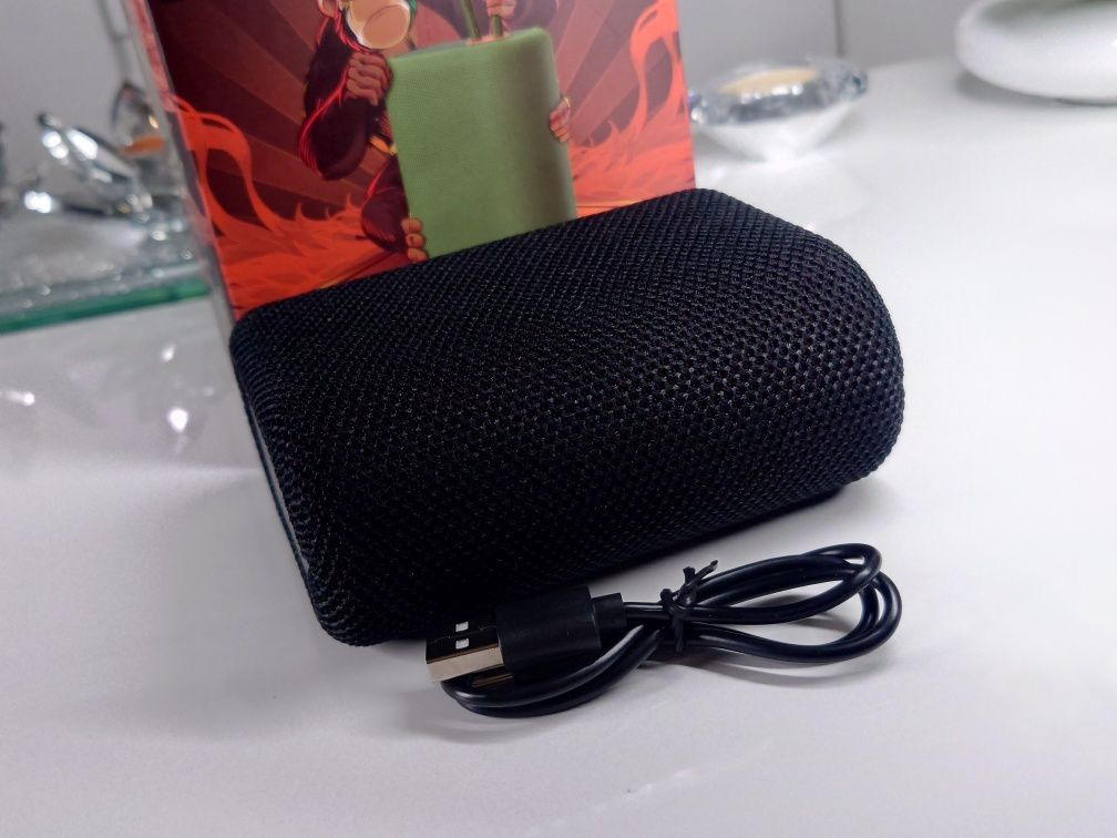 Głośnik bluetooth bezprzewodowy TWS radio odtwarzacz MP3 micro SD