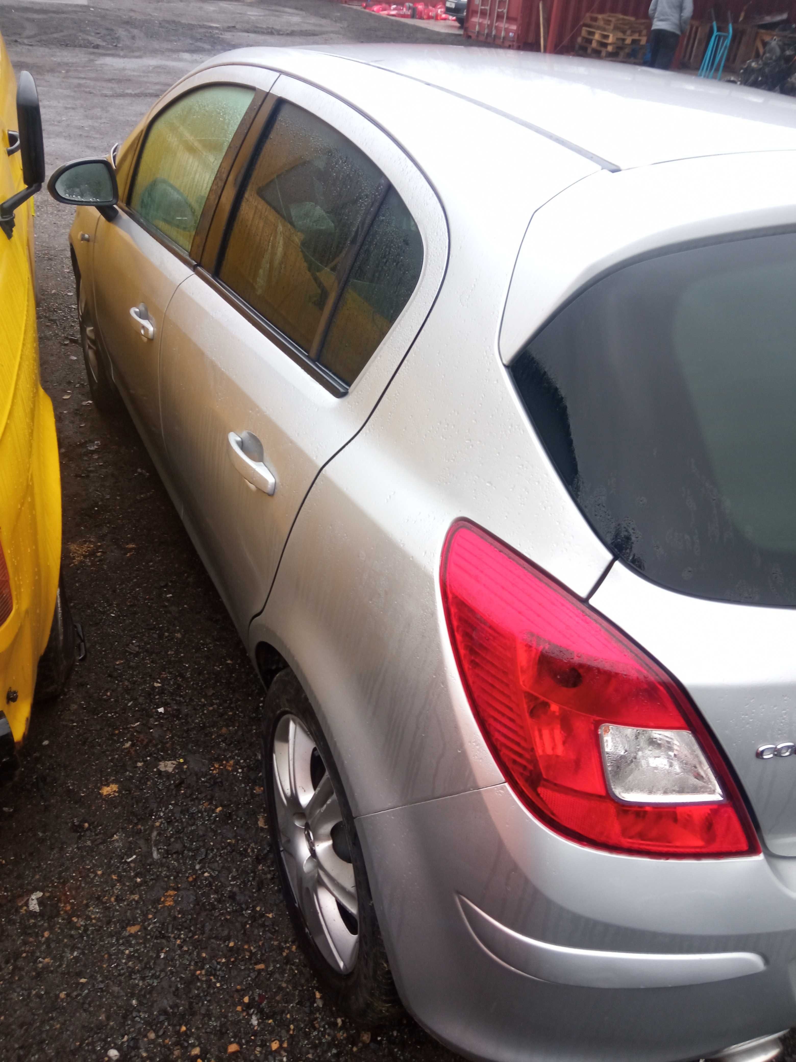 Opel Corsa D 1.4 2012r *NA CZĘŚCI*