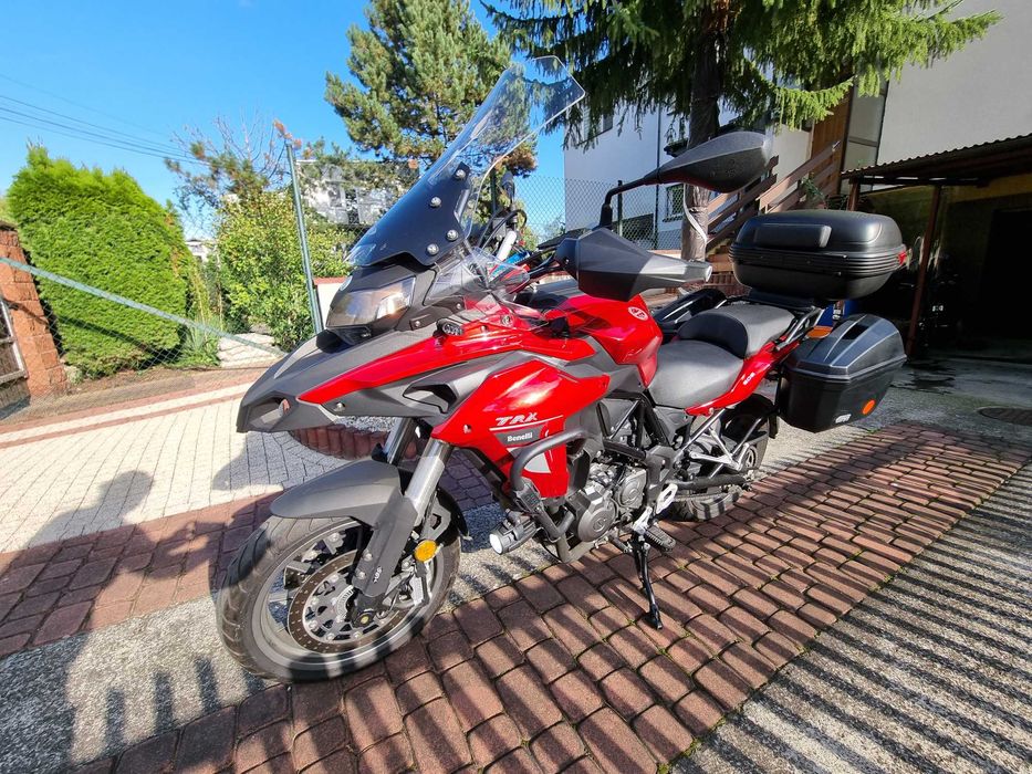Motocykl Benelli TRK 502