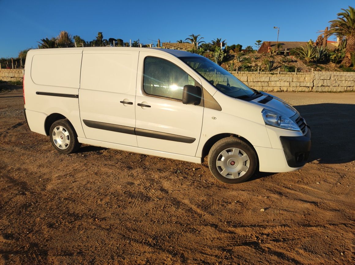 Fiat Scudo 2.0 com plataforma elevatória