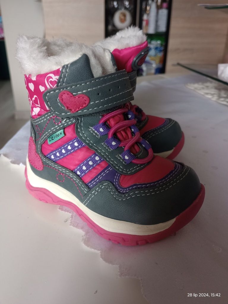 Buty zimowe Nowe rozmiar 20