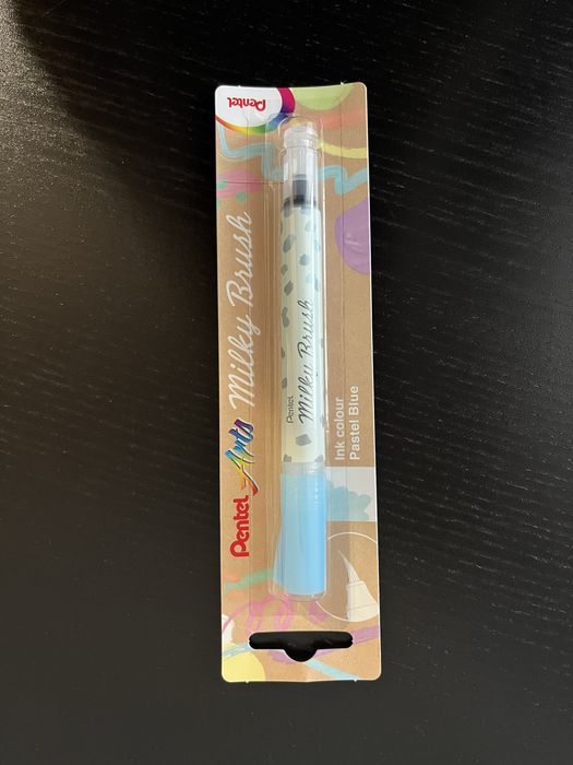 Pentel Arts Milky Brush Pen | Ink colour Pastel Blue