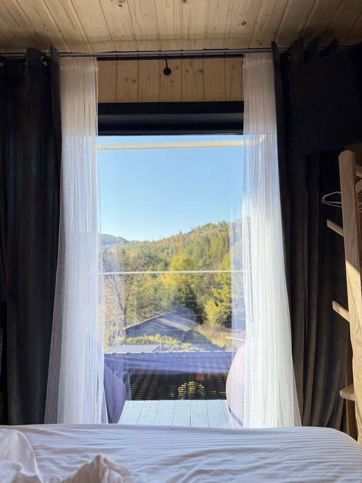 Оренда сучасного будинку/котеджу в Карпатах з ЧАНОМ . 2+2. с.Микуличин