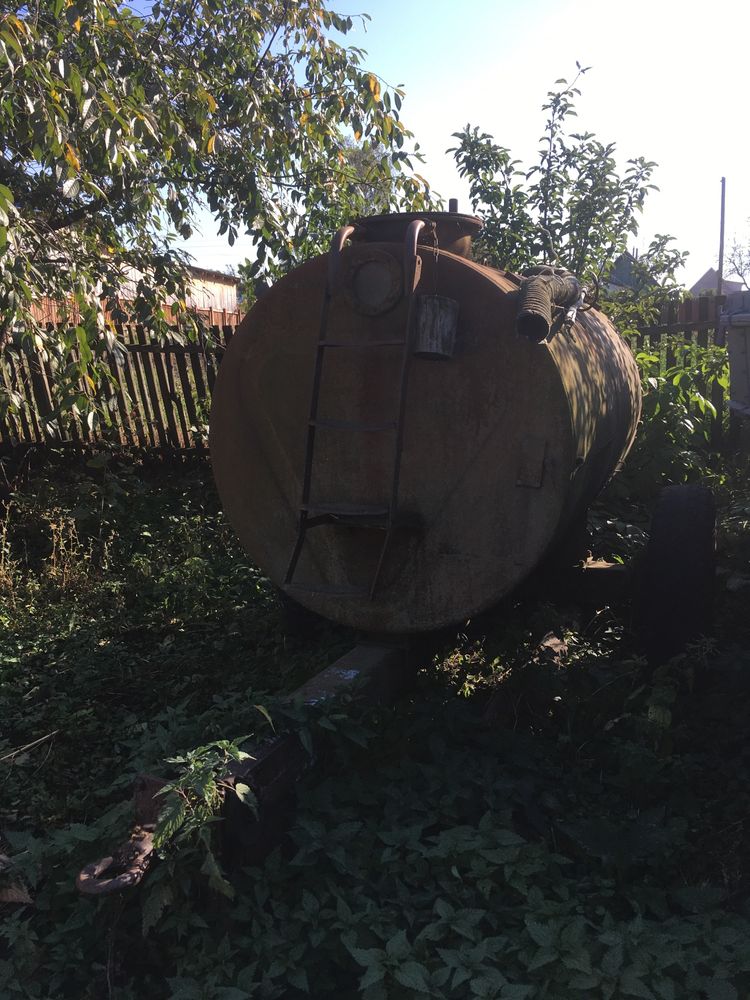 Продам бочку 3,2 куба