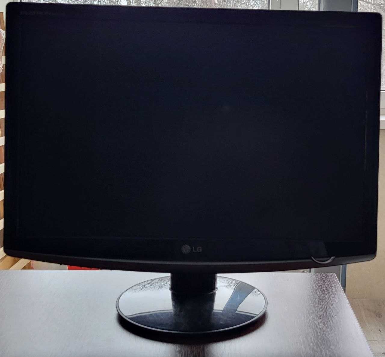 Монитор 22" LG Electronics W2252TQ