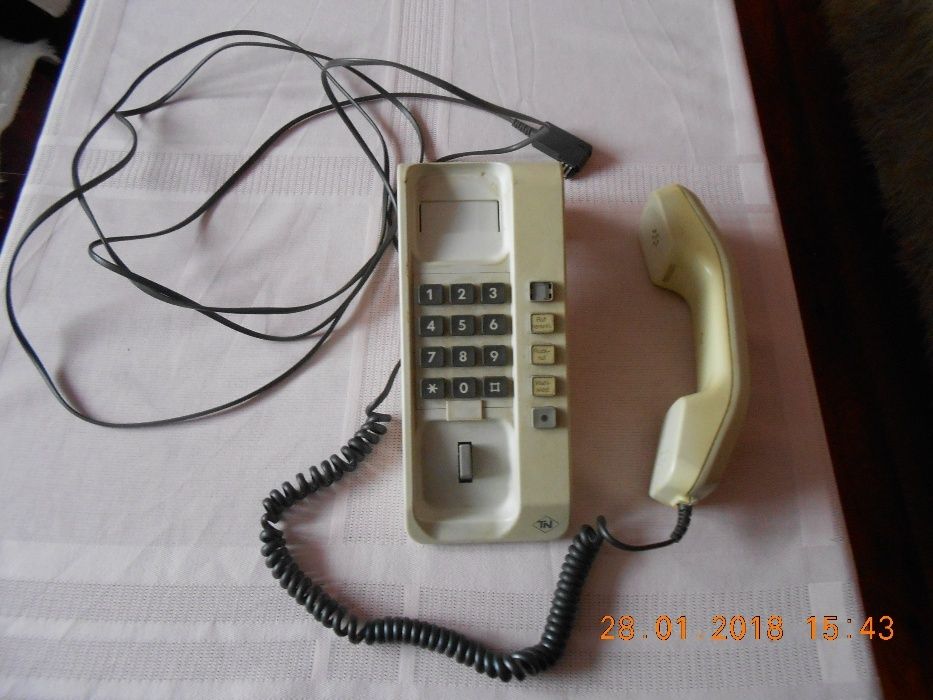 Sprzedam bardzo stary telefon niemiecki TELENORMA TC 91