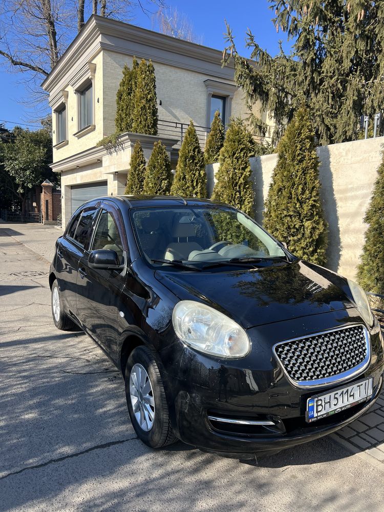 Продам Nissan micra 2012