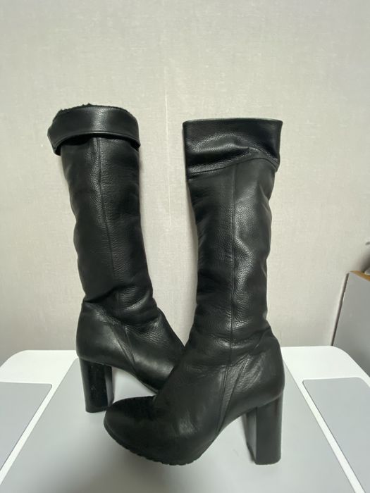 Зимові високі чоботи