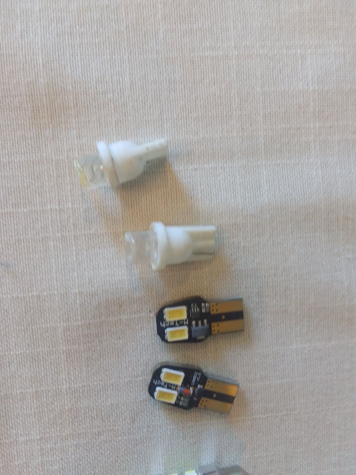 Zestaw 6 żarówek LED 12v tanio komplet