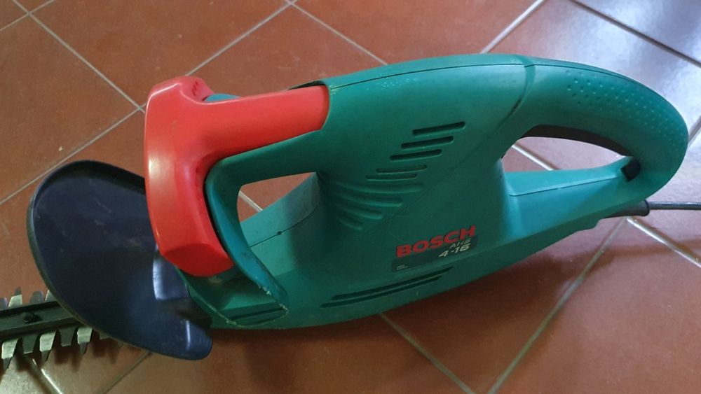 Aparador Sebes Bosch Eléctrico