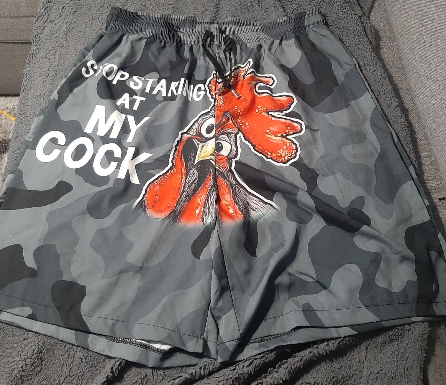 Sprzedam nowe spodenki męskie typu bermudy rozmiar XL