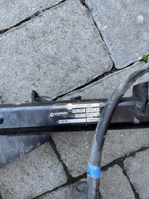 Фаркоп BMW 4 в зборі