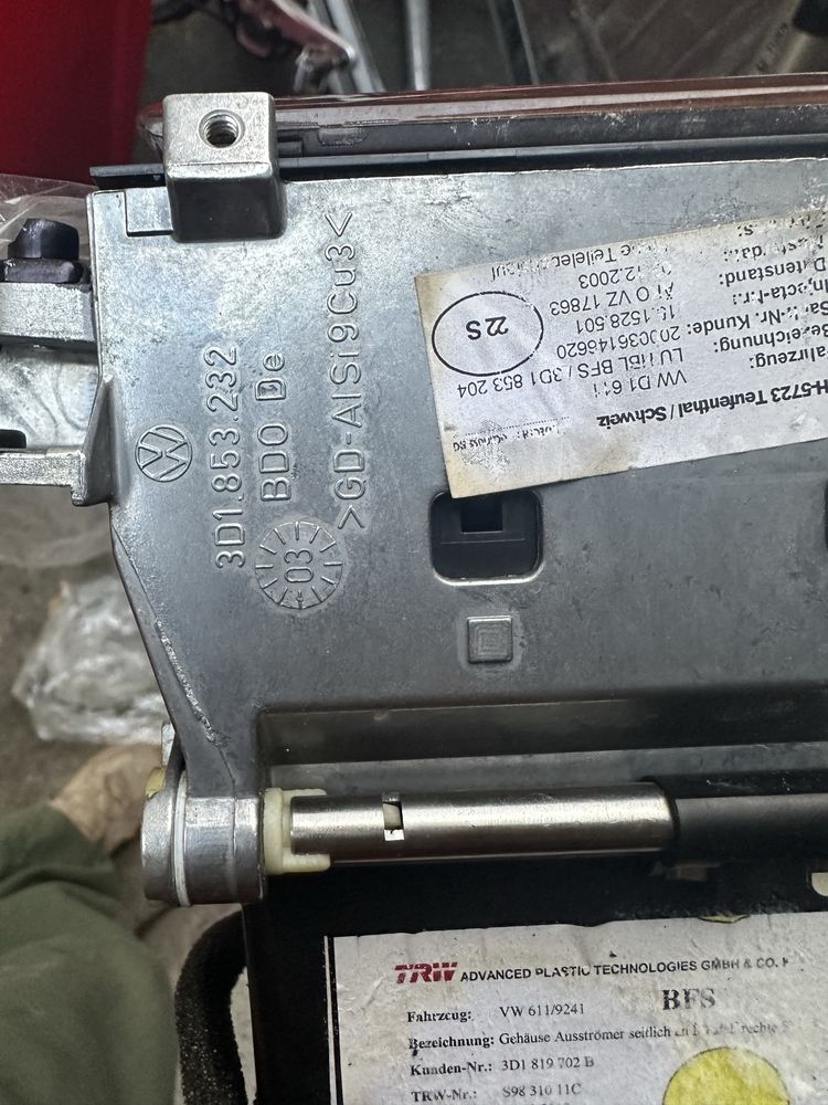 Listwa kratka zegar nawiew kratka VW Phaeton OEM inne części