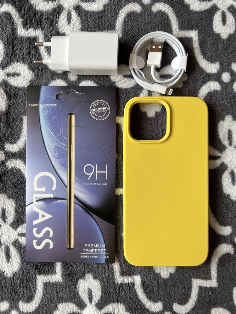 Etui iPhone 13 Pro Max/ ładowarka z kablem i szkło hartowane