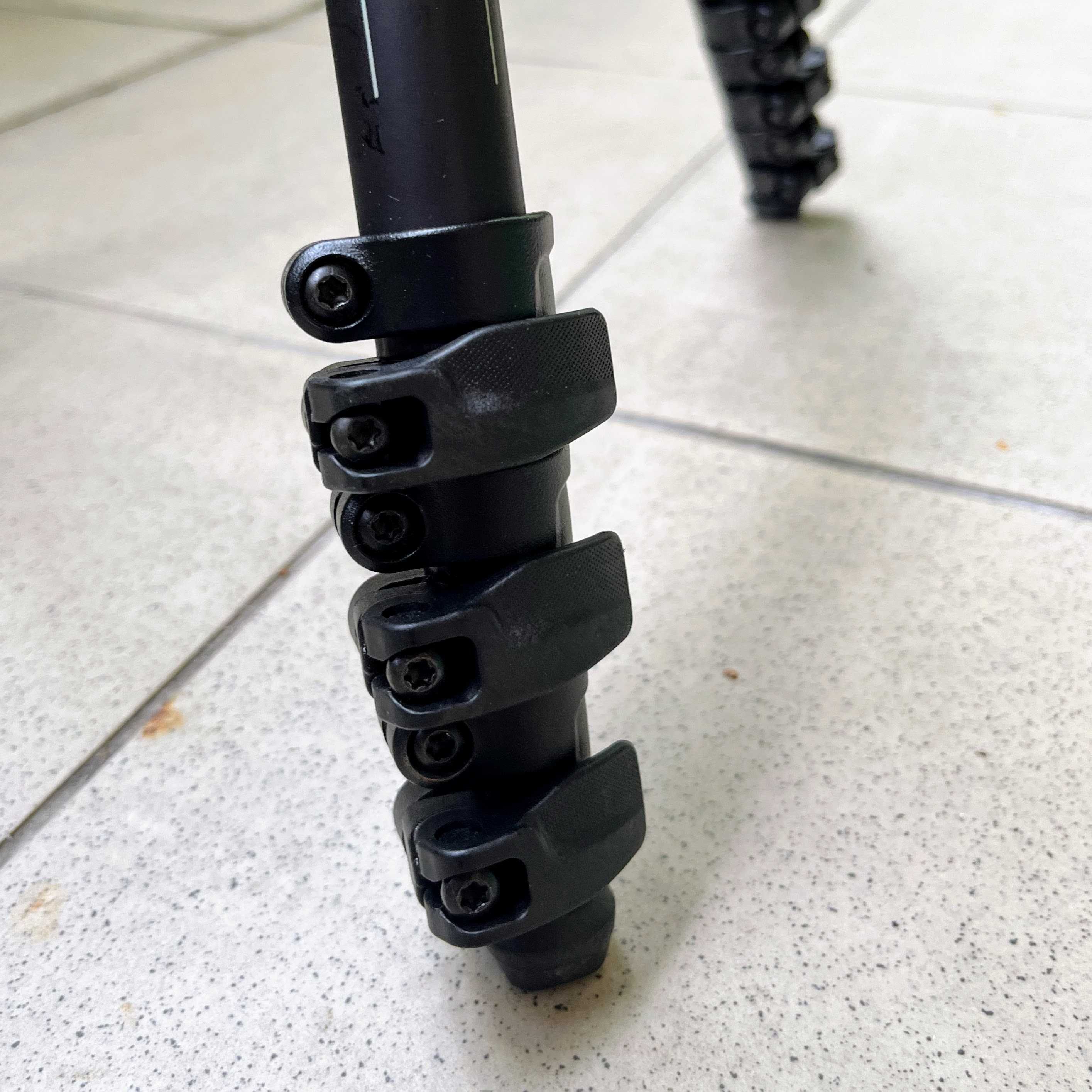Statyw Manfrotto MKBFRLA4BK-BH BeFree Advanced Lever