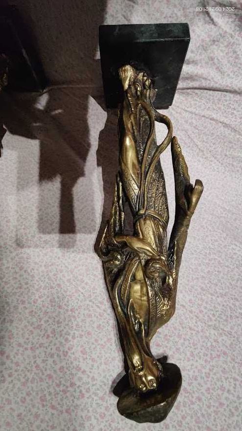 Peças com 45 cm em Bronze Art Deco
