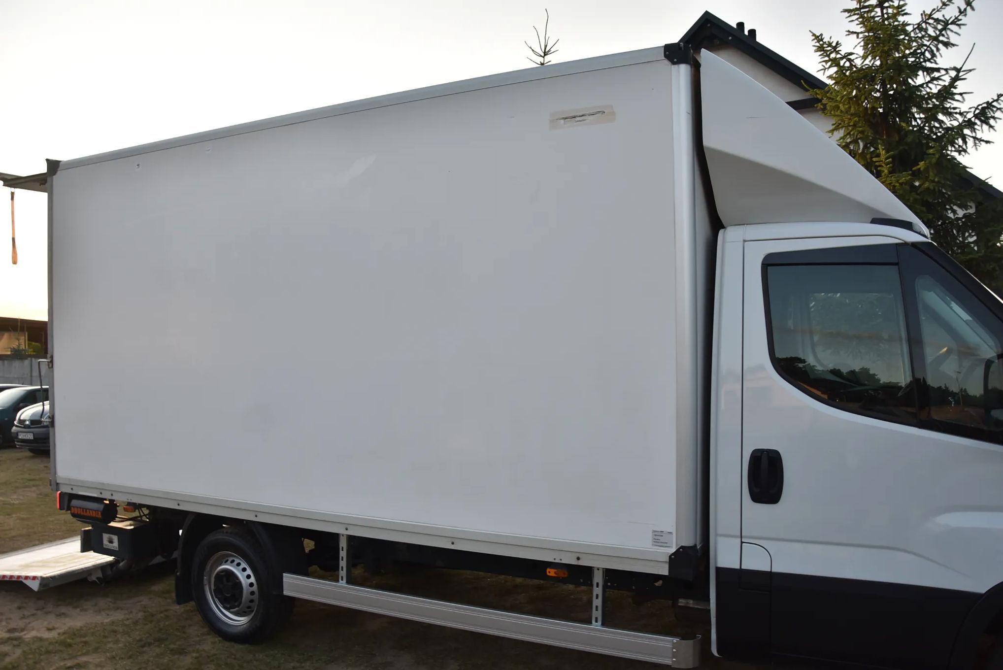 kontener z windą Dhollandia Dayli,Ducato,Master,Transit