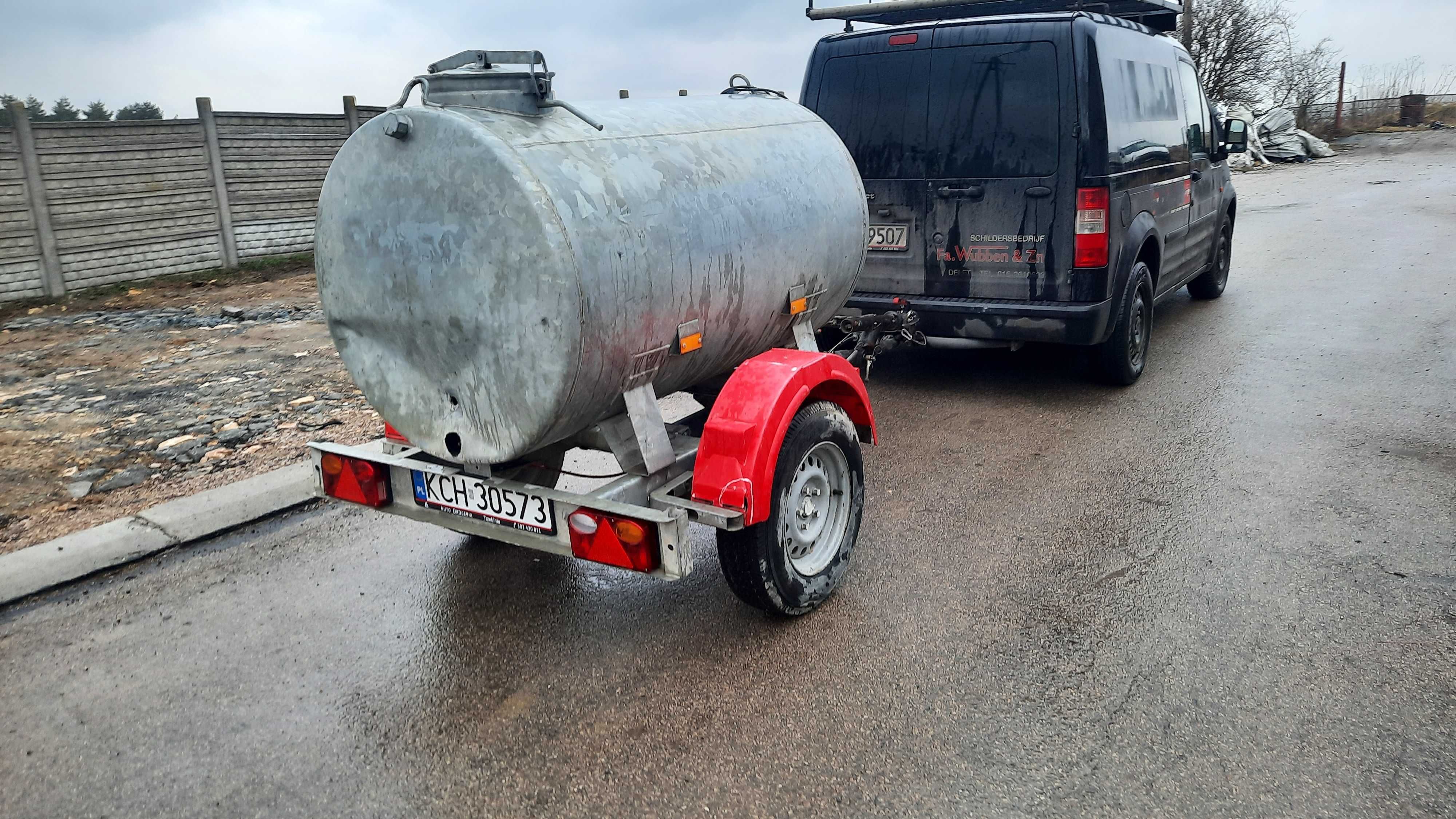 Beczkowóz, Beczka na wodę Mauzer 1000 litrów, DMC 1300 kg.