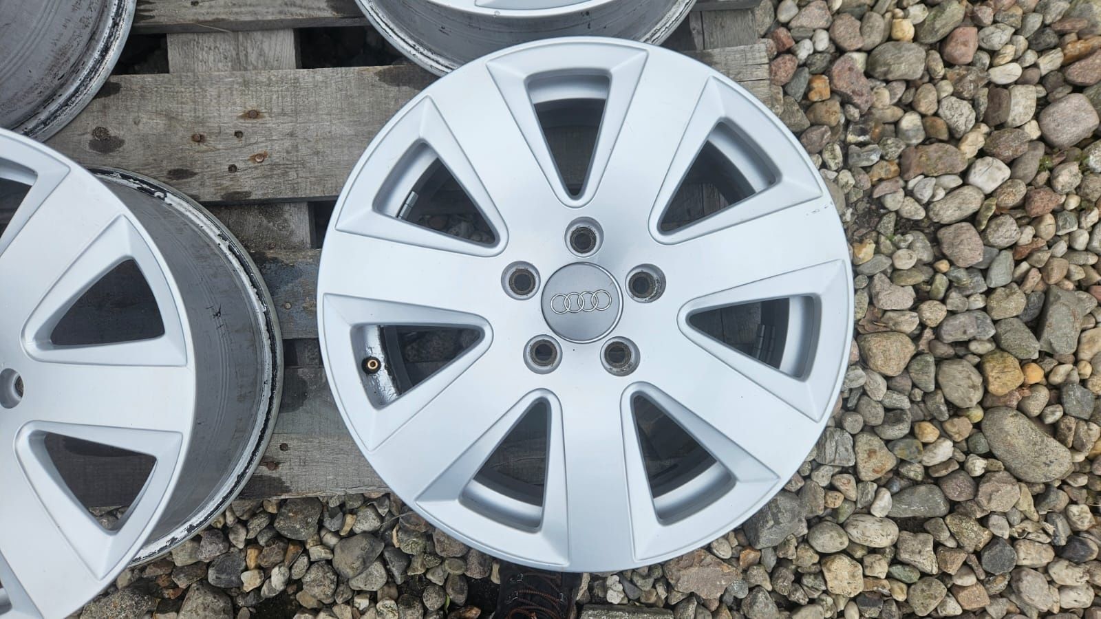 Felgi aluminiowe 16" 5x112 Audi