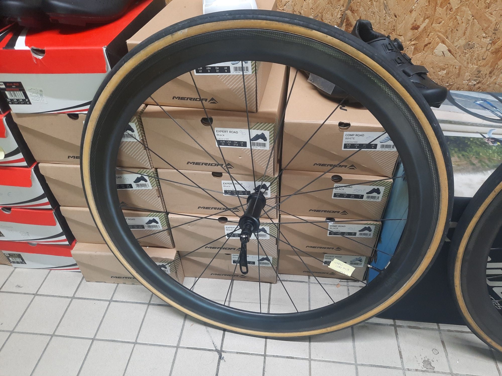 New race t45 super leves estrada calco
