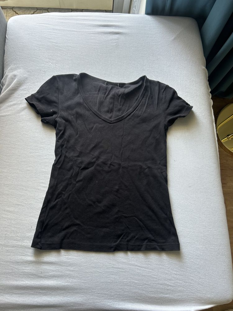 Roupas em bom estado