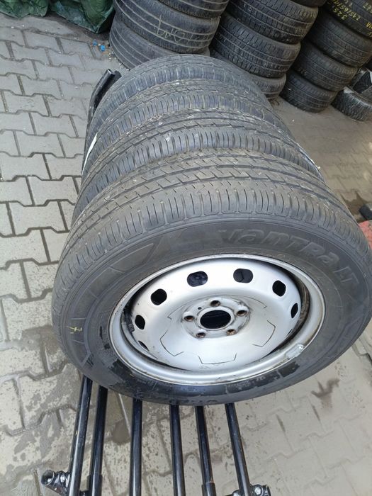 Koła letnie Vivaro traffic talento 205/65/16c Hankook 5x114,3