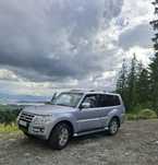 Mitsubishi Pajero Mitsubishi Pajero 4