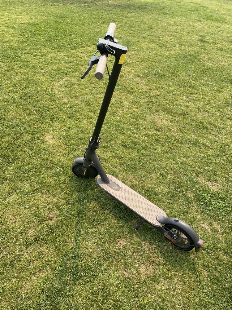 Trotinete Xiaomi eletric essential