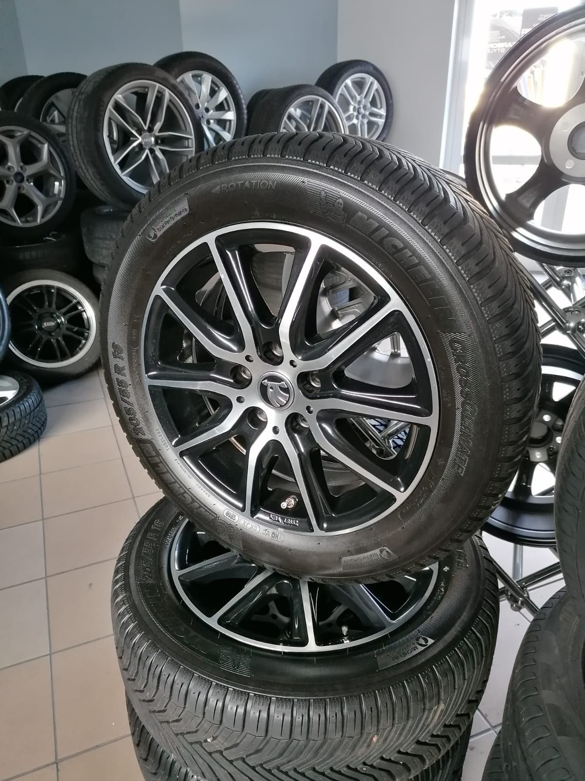 Komplet kół całorocznych Skoda Octavia III lift