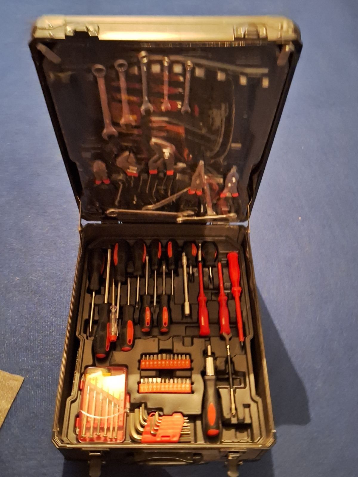 Профессиональный набор инструментов 399 pcs от Swiss Craft Internation