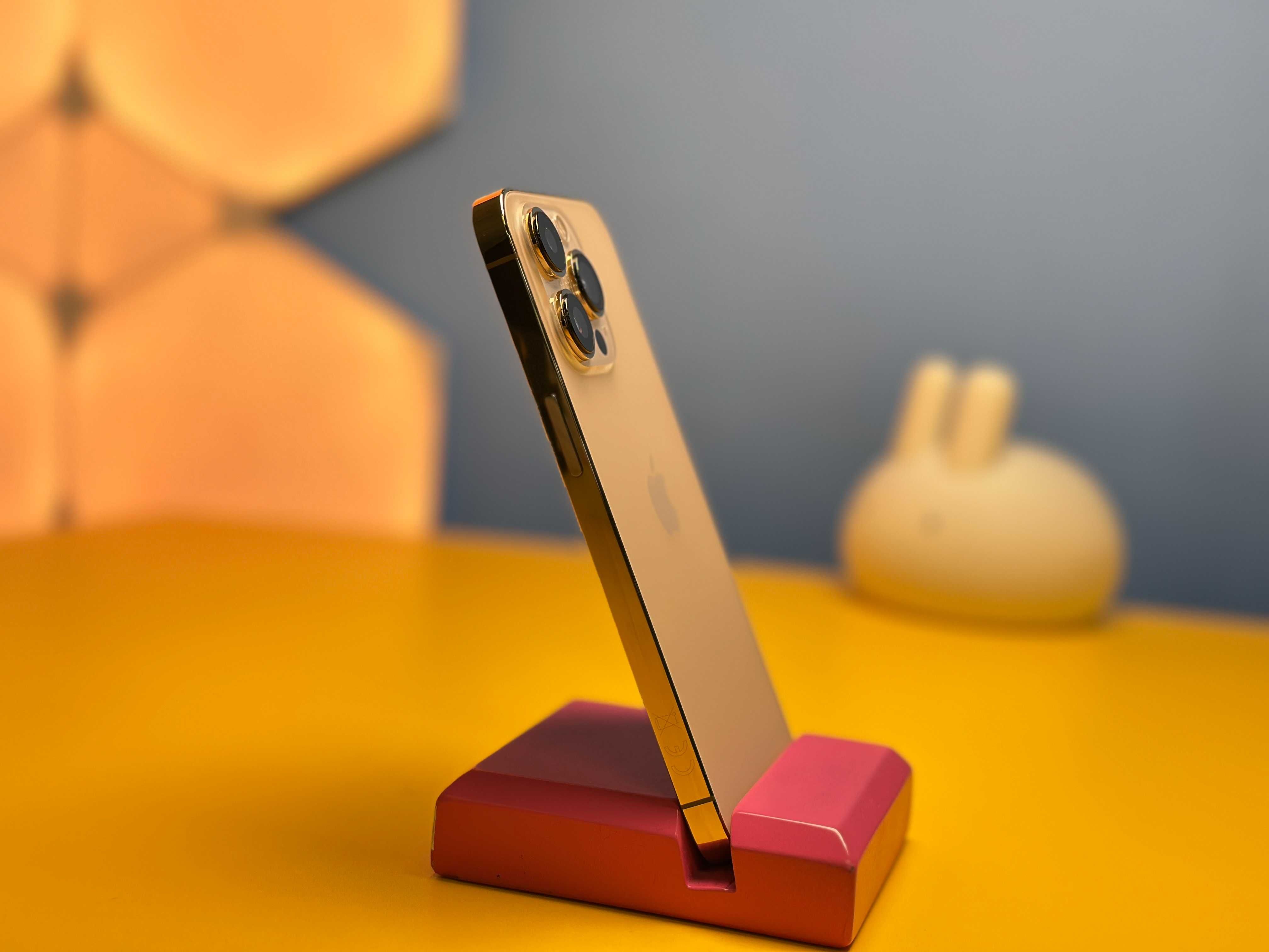 Смартфон Apple iPhone 13 Pro 128GB Gold (137553) Б/У З ГАРАНТІЄЮ