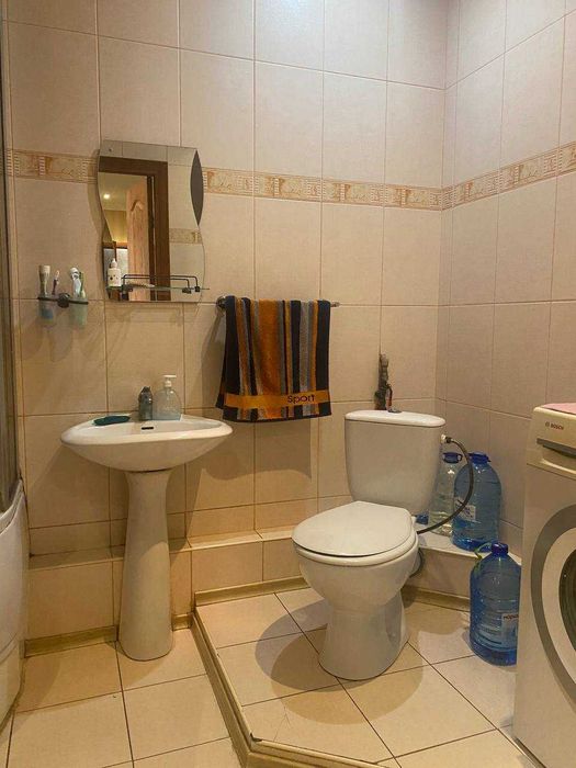 Продам 2х комнатную квартиру с  2х контурным котлом