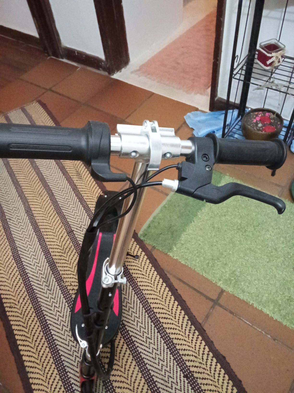 Trotinete ilretrica nova