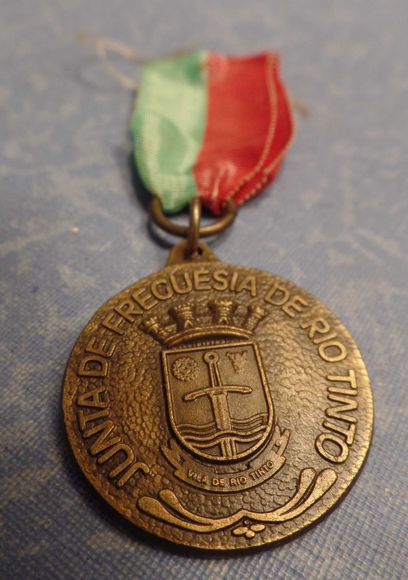 4 Medalhas Comemorativas (895)