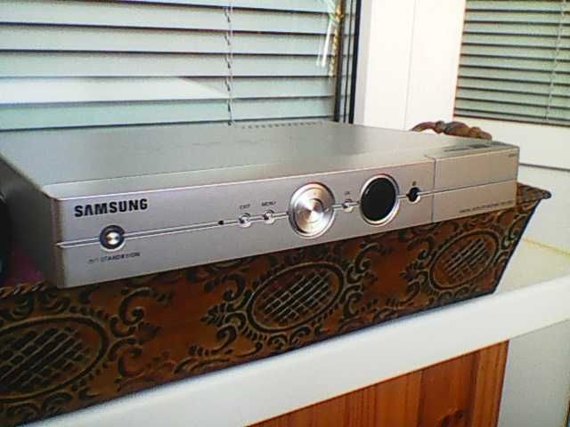 Цифровой Спутниковый Приемник SAMSUNG DSB - S300V