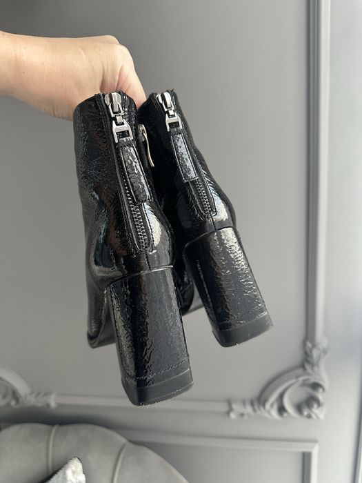 Черевики (ботільони) лакована натуральна шкіра