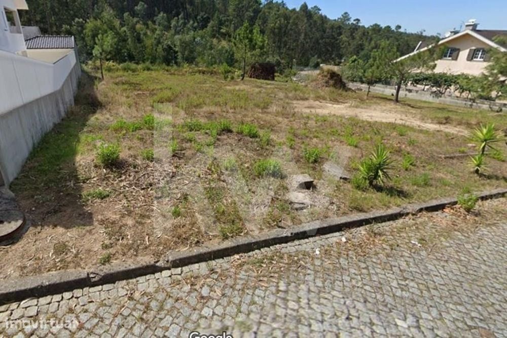 Excelente Lote de Terreno para Construção Moradia Independente - Calda