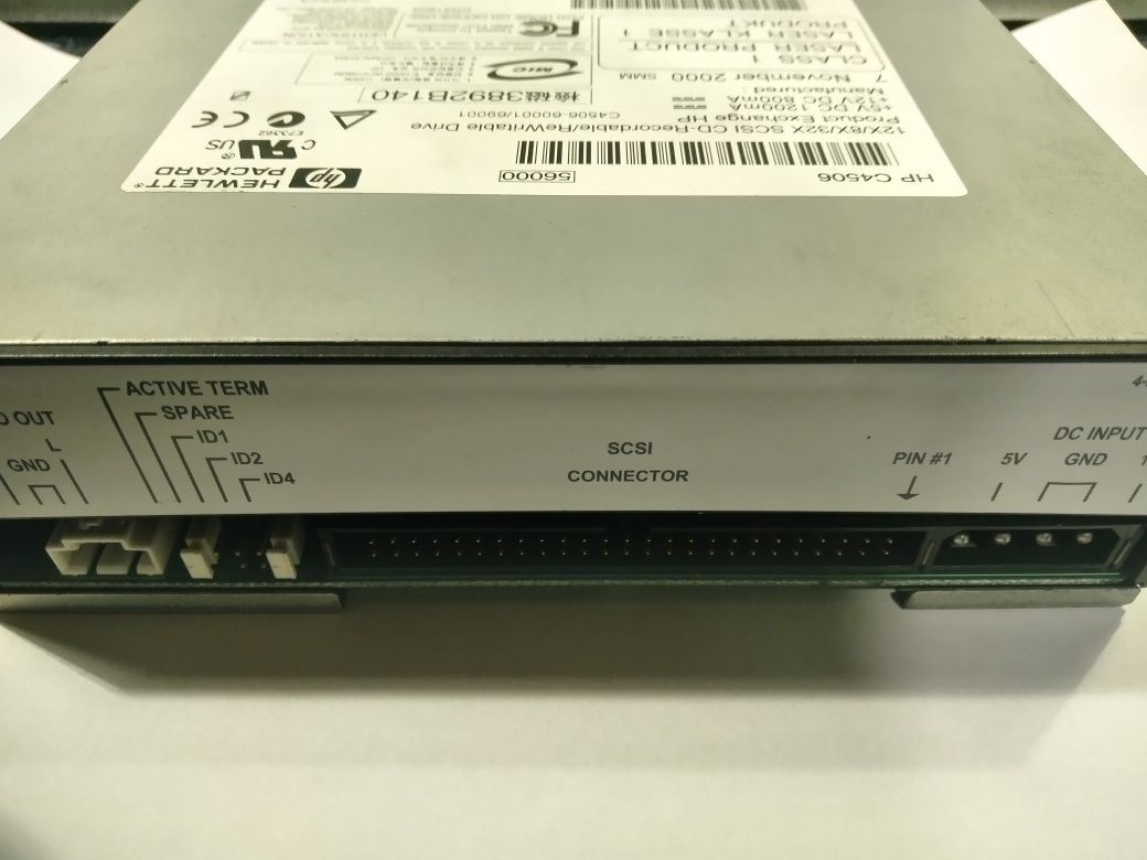 Nagrywarka SCSI HP C4506