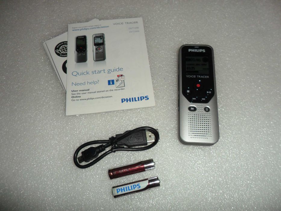 Новий сучасний диктофон Philips + подарунок