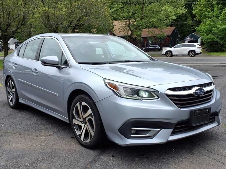 Subaru Legacy      2020