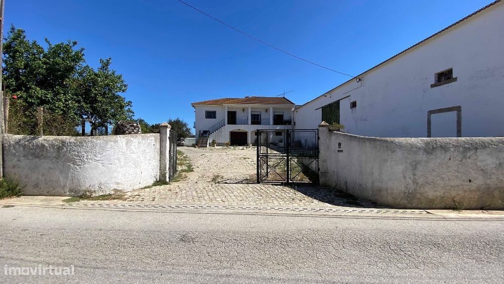 Quinta no Carregado com 53.162,50m2 e PIP aprovado para 42 moradias