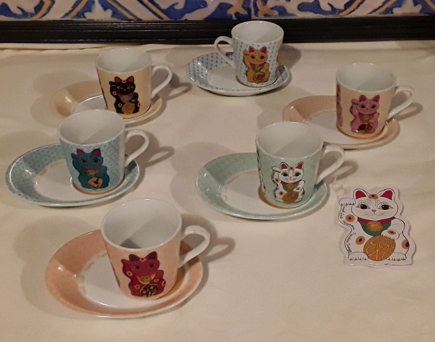 Conjunto 6 chávenas de café da Loja do Gato Preto, Maneki-neko, novo!